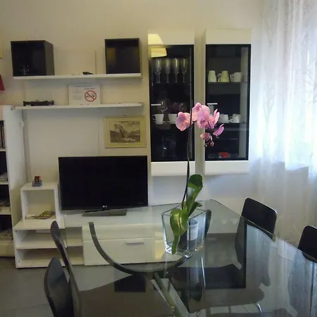 2 Torri Apartament *
